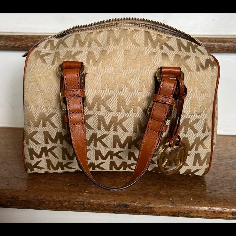 MK purse